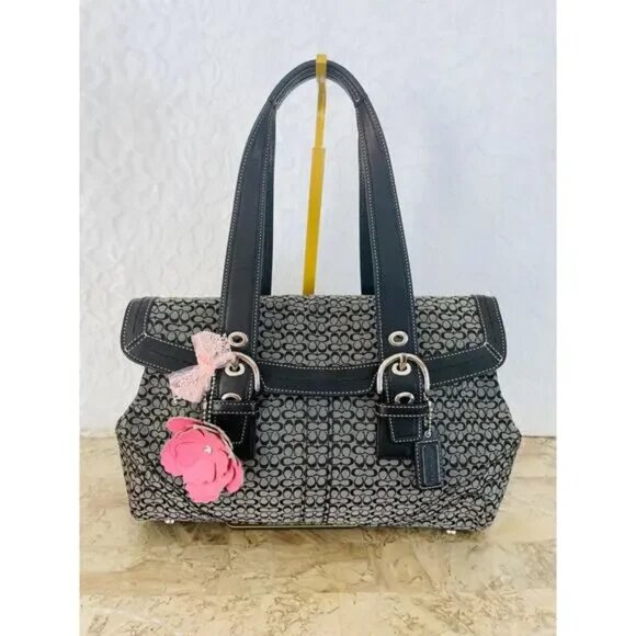 Coach Soho Signature "C"  Flap Canvas/Leather Trim Tote Vintage Blue Pristene - Picture 1 of 17